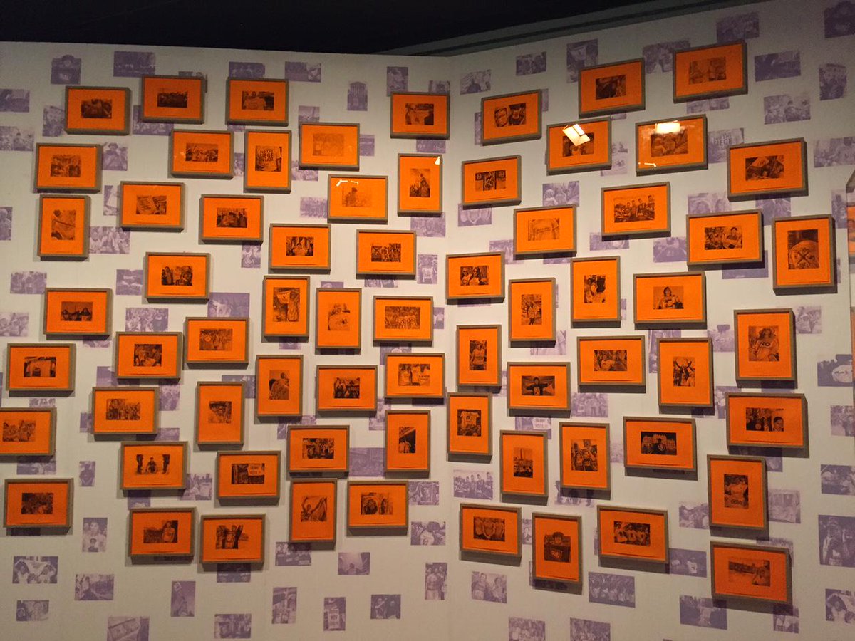 Rirkrit Tiravanija, Untitled (t-shirt demonstration drawing), 2010 <a href="/MuseeLouvre/">Musée du Louvre</a> for Une brève histoire de l'avenir