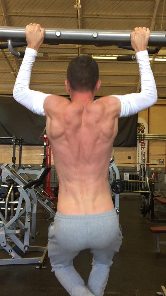 EXDLondon's tweet photo. @LDN_Muscle @TGE_LDNM you guys know how much I've wanted this! #ThanksForTheSupport #BulkingGuide 58kg to 72kg! http://t.co/iFIg9awFab