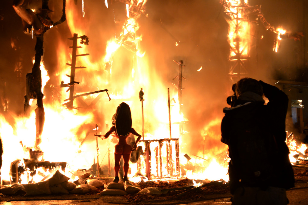 joanribo's tweet photo. La @UNESCO avaluarà la candidatura de les #falles com a Patrimoni Immaterial d la Humanitat.Enhorabona! #FallesUNESCO http://t.co/nxp3yt4RIq
