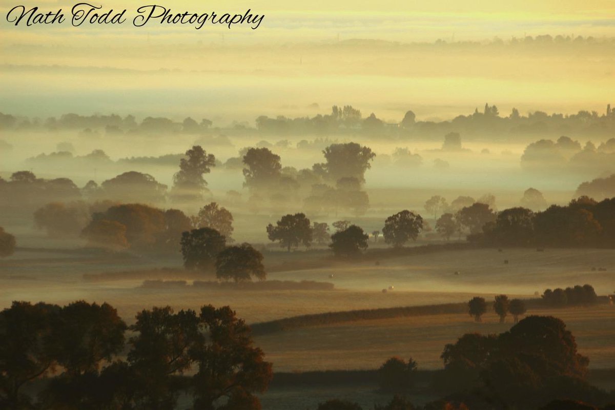 alderleyedgecom's tweet photo. Many thanks to @kingcozzie for sharing these fantastic photos from The Edge. More here http://t.co/sezVB327dM http://t.co/vyC94VaD5O