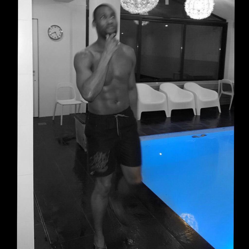UpscaleMassage8's tweet photo. #AboutLastSession #UpscaleAqua #Intensity #Resistance #HardWorkNow #LaughLater http://t.co/APYZNCJE65