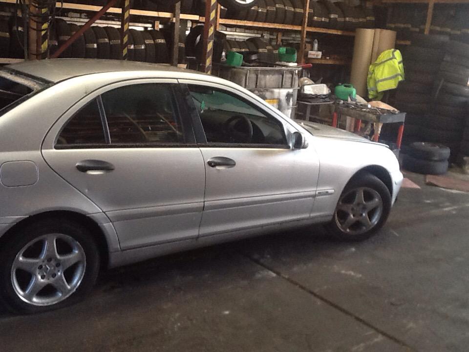autosalvsrch413's tweet photo. MERCEDES C-CLASS KOMPRESSOR, S-TYPE JAGUAR, FULL LEATHER &amp; WOOD...BREAKING FOR PARTS...DELIVERY POSSIBLE, PHONE DAVE http://t.co/q91EzdML17