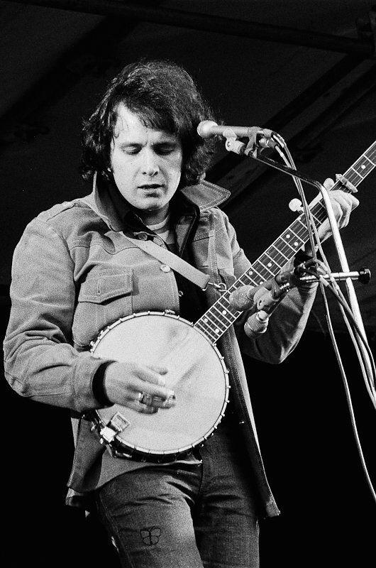 Happy Birthday to one of my favorite musicians ever, Don McLean. The legend himself  