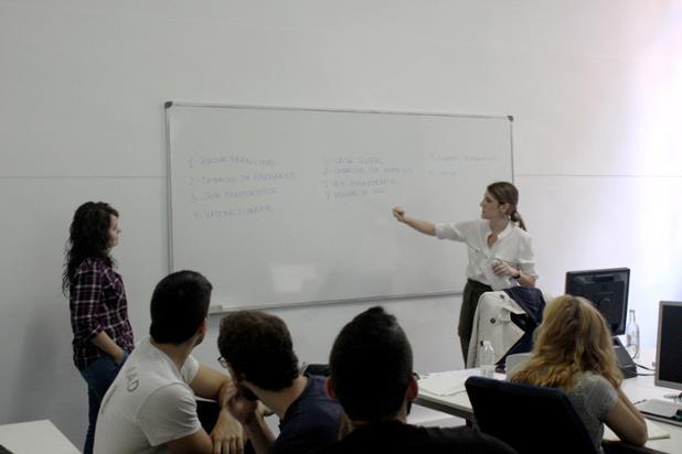 phicsndgraphics's tweet photo. Ayer terminó el taller para Futuros Emprendedores en la @escuelaesdir con @maccaopubli @emprenderioja http://t.co/DFFLzkZSOs