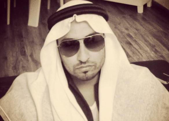 StepFeed's tweet image. You have to check out Omar Imran, the ‘funniest #Muslim on social media' bit.ly/1VpMaGg