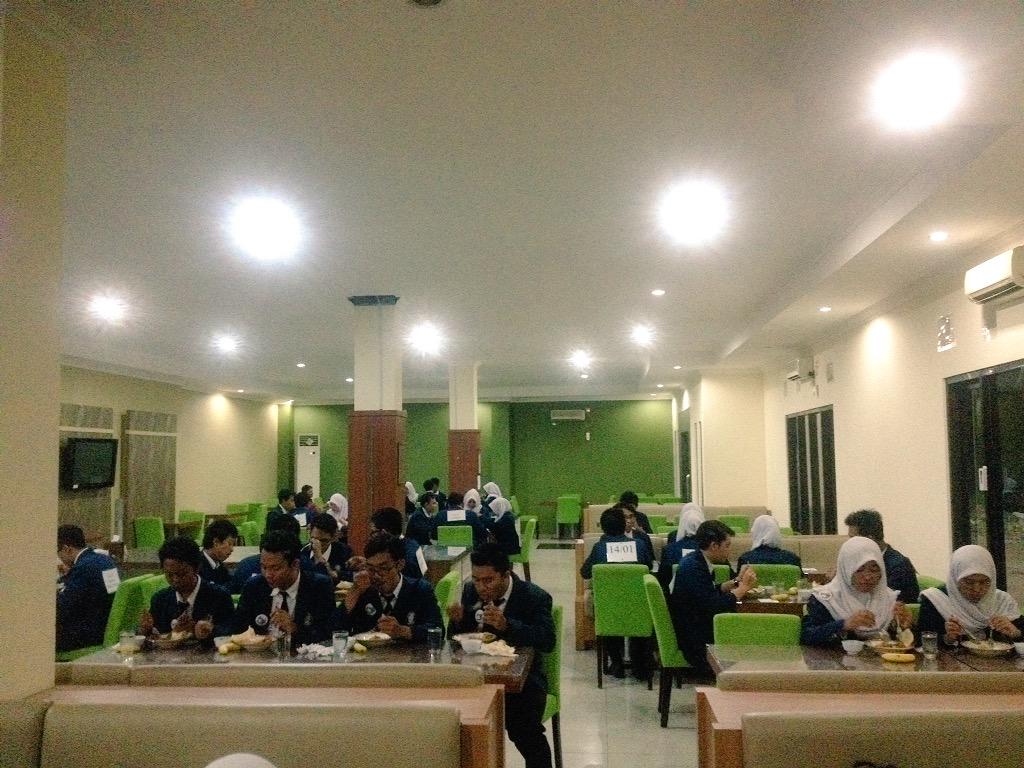 LKMMD FT UNDIP 2015 tweet media