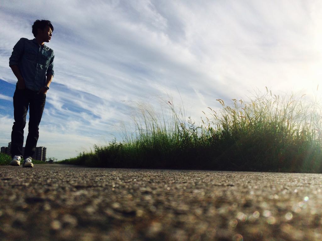 TO_RYOO's tweet photo. リクエストにお応えして昨日の動画の写真です。
すました顔してるけど一人で一生懸命撮ったやつです。

http://t.co/lXqsybRgjS http://t.co/CO9jfx2095