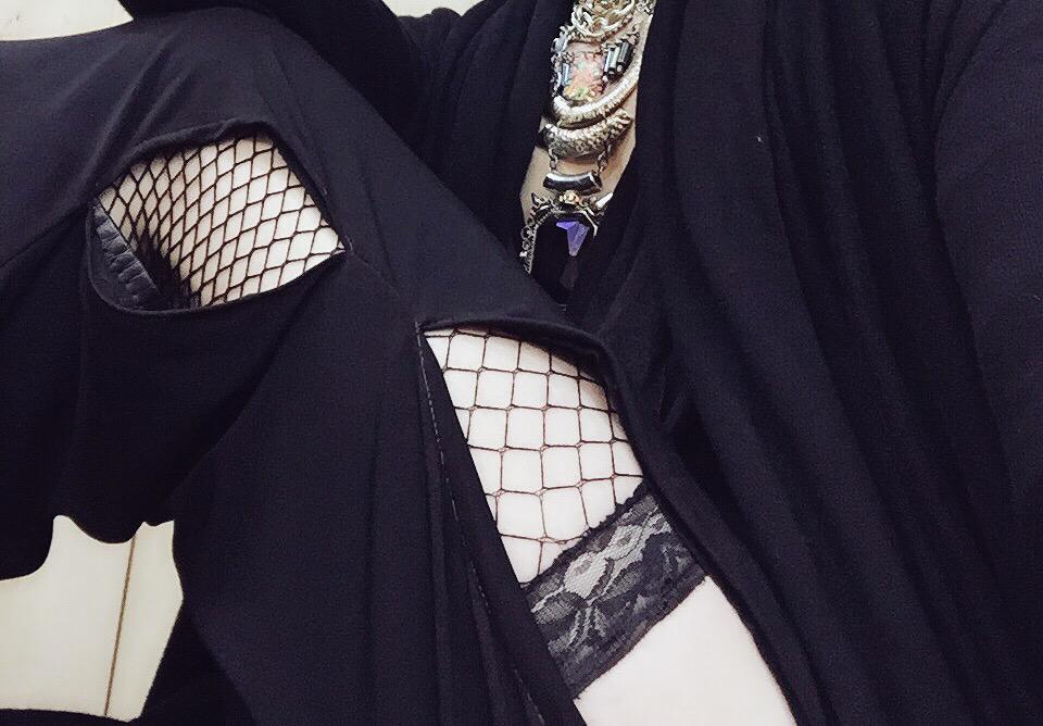 Initial_L_yuuki's tweet photo. BORN x Lycaon 来日公演RAMPAGE the FINALありがとう。

EU TOURさながらのJAPANの夜でした。

そして衣装が毎日進化していく僕。 http://t.co/zg5LuDvNlD