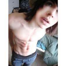 alyxjacksontyl1's tweet photo. hey there im jay and im 18 im single and pan so yep hir us up and ask for me in the dms thanks btw i want cuddles http://t.co/mGk0vLGS2k