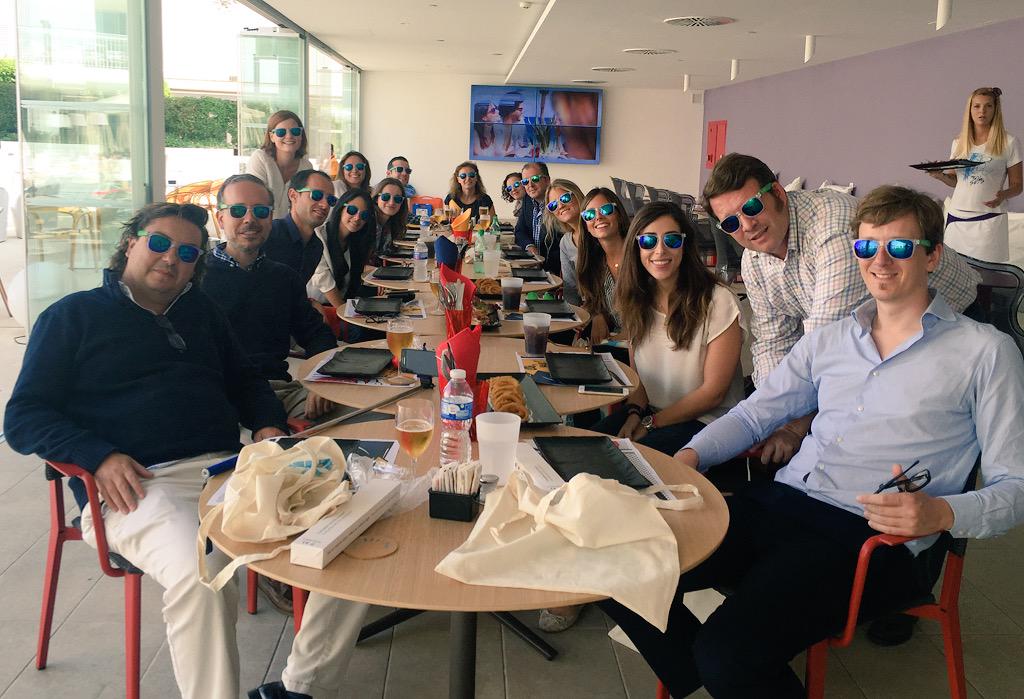 SolHouseStudio's tweet photo. Look is beautiful our visitors are in their #TheSolSets sunglasses! ๐ Enjoy your lunch from our amazing #PlayBar! http://t.co/1u84glhSzY