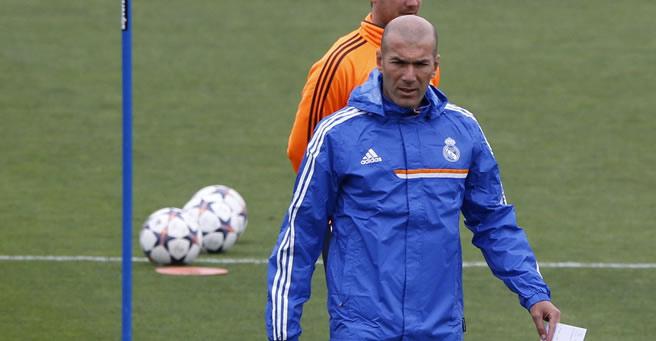 Beckham y Zidane volverán a ponerse las botas #FutbolInternacional fb.me/2gBwSS566