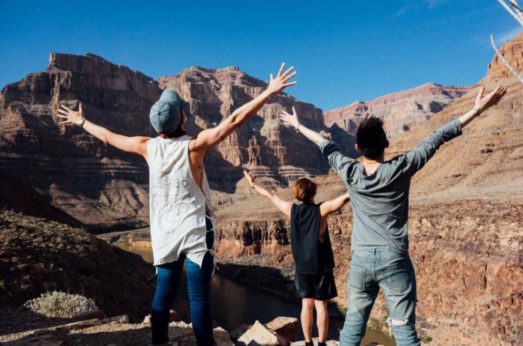 Embedded image permalink