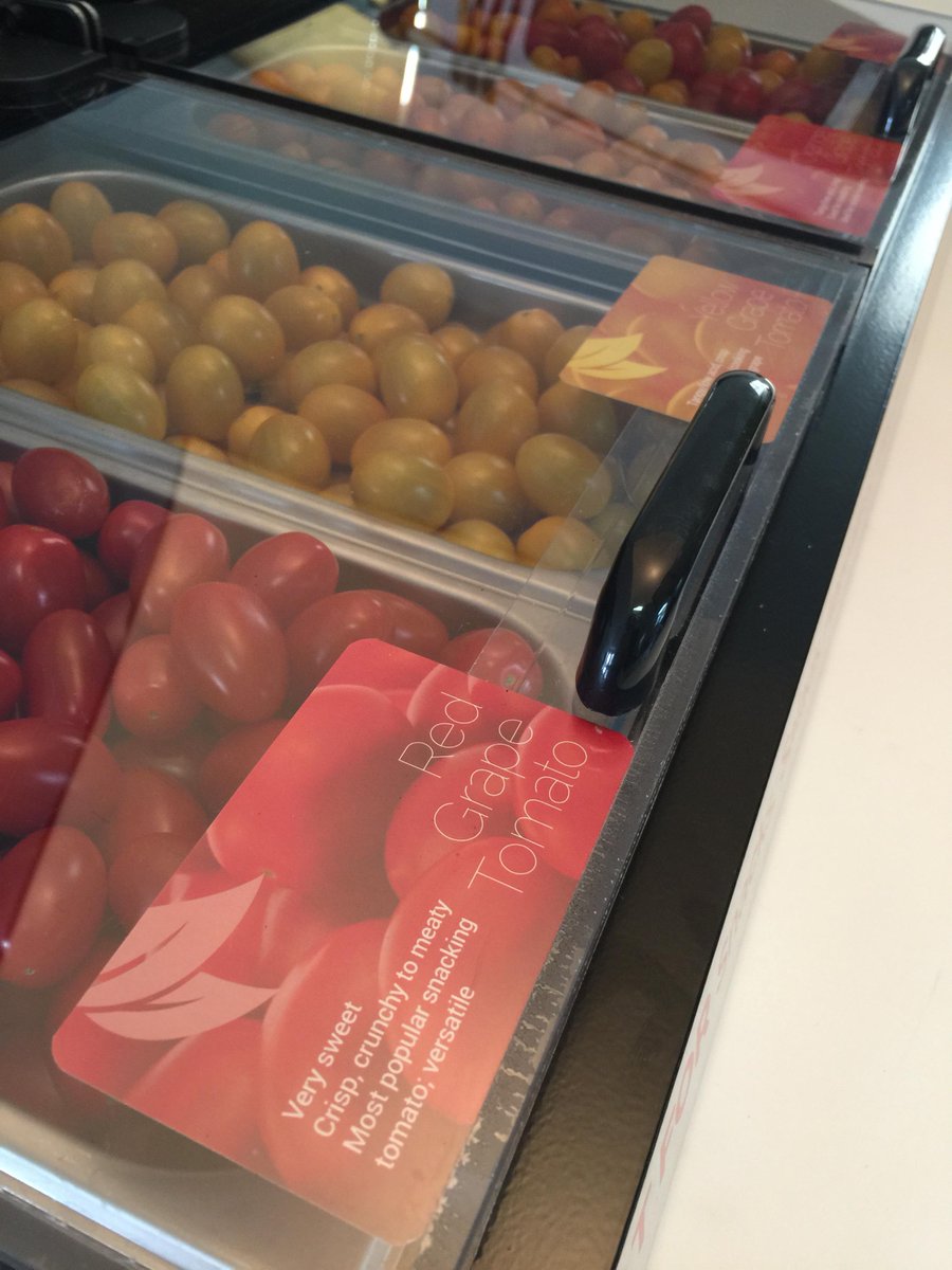 Nature_Fresh's tweet photo. Innovation in merchandising helps increase #fresh consumption with the goal to #eatbrighter #TomBar #GR84 #Snacking http://t.co/odjXKordKk