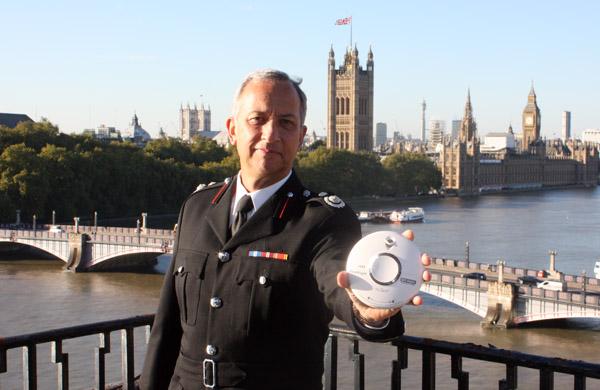 LondonFire's tweet image. Landlords - check out our alarm offer for properties in at risk areas or face a £5k fine: london-fire.gov.uk/news/LatestNew…