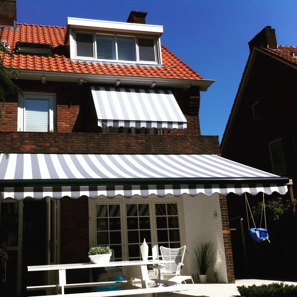 MarkvanderVoort's tweet photo. Mooie dag voor mooie @Vitrona zonwering inclusief klassieke volant voor laagstaande zon ☀️! Te Voorbug! http://t.co/EMqFshSeHq