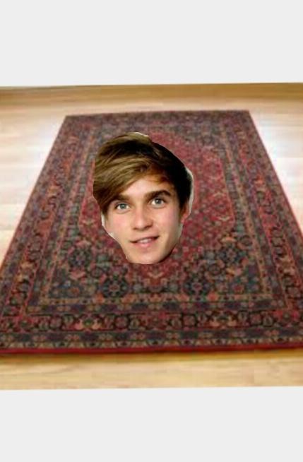 suggsessful's tweet photo. Joe rug http://t.co/aySnzdfKFr