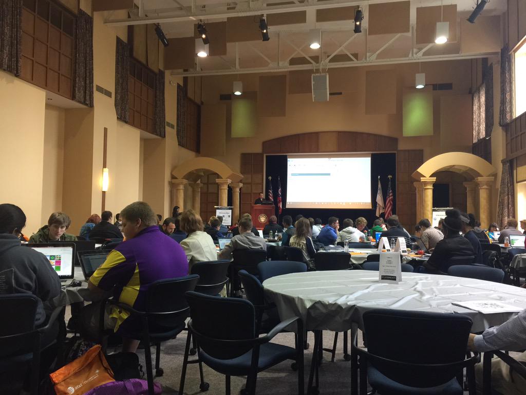 LMMill728's tweet image. Stopped by the #CBusStudentHack kickoff with @FranklinU and @ATT during the #student workshops! #codingforcommunity