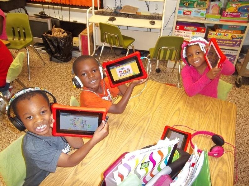 NASCAR_FDN's tweet photo. Happy #WorldSmileDay! Proud to be creating smiles in our #NASCAR communities! 
http://t.co/kAdCjXTVR4 http://t.co/F7gIZy6gOP
