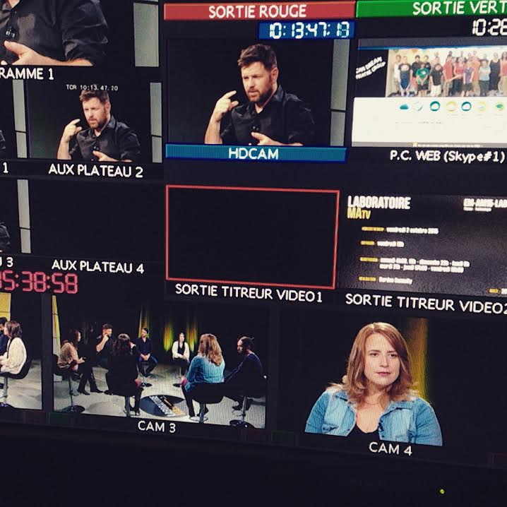 LaboratoireMAtv's tweet photo. En répétition studio avec Patrick @Fauquembergue de @fairelinis qui commente la création de @BeaudryMarie #LaboMAtv http://t.co/IOrBcUsksF