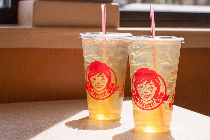 HonestOrganic's tweet photo. Headed to @Wendys today? Yes? We thought so. Pick up an Honest Tropical Green Tea. #sipmeup http://t.co/FpbU8vr6IQ