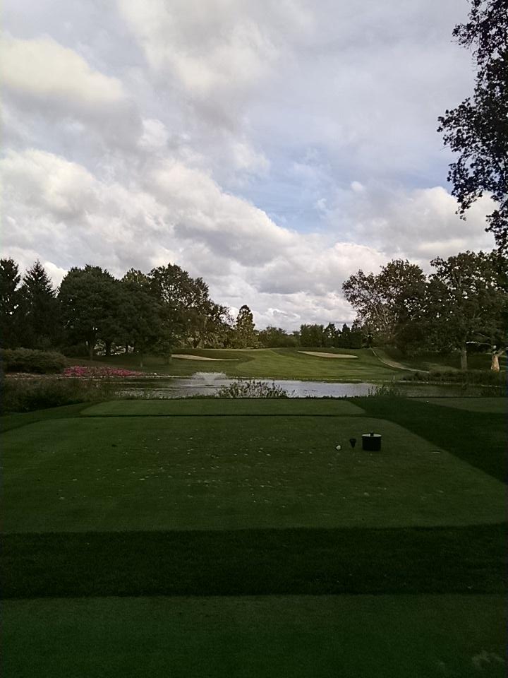 Delanation43's tweet photo. Nothing like some good fall golf to start the weekend @gregbauman1 @BiltmoreCC http://t.co/ux3BxdSkBM