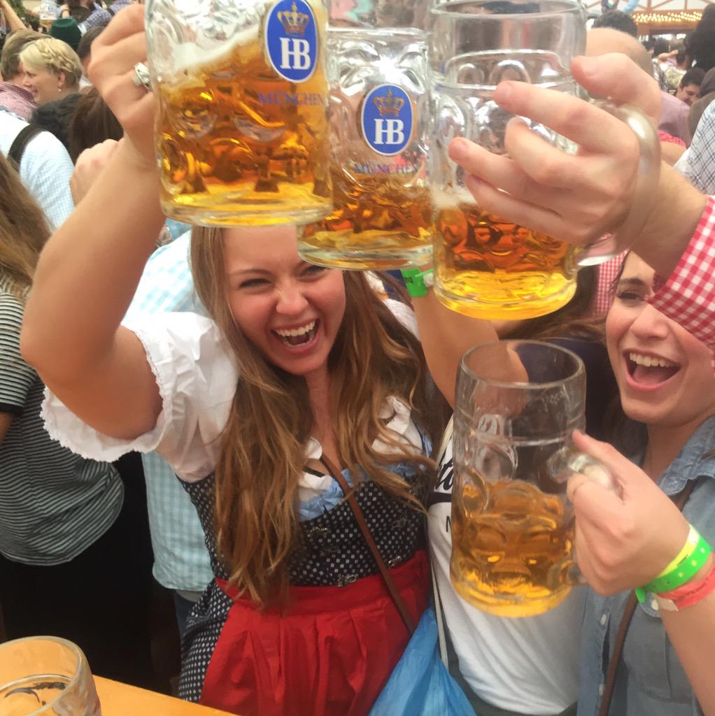 _halest0rm's tweet photo. OKTOBERFEST🍻 http://t.co/ZiVFOueMJV