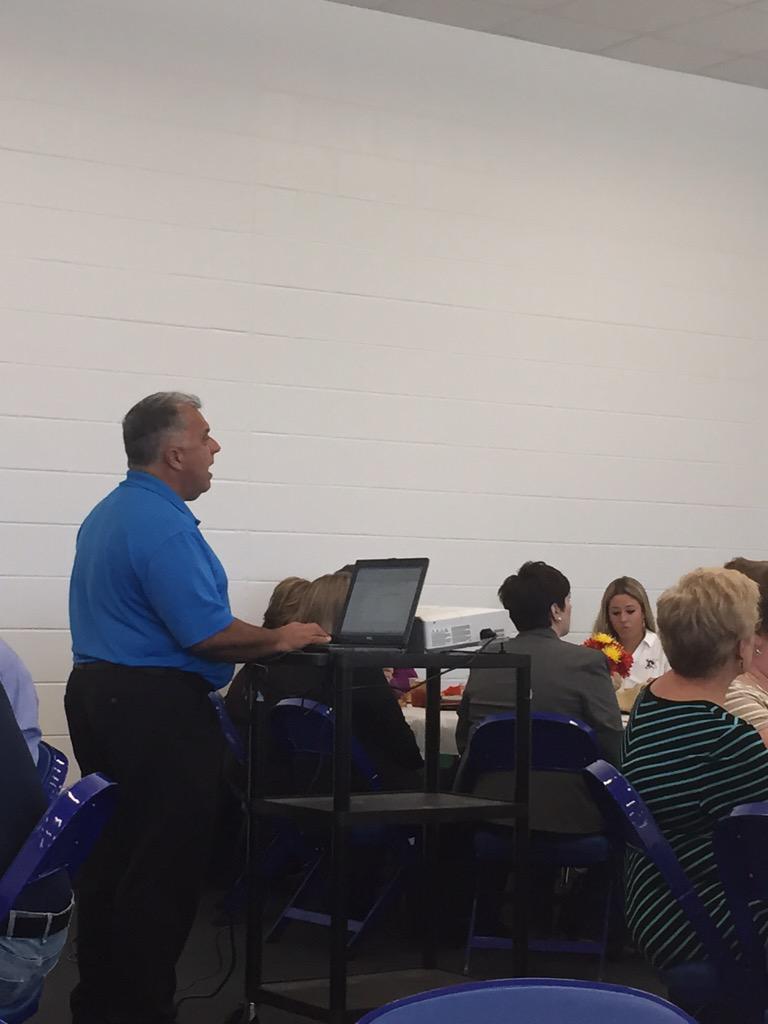 amywallaceNCISD's tweet photo. CTAT update from CTAT State Pres. Joe Kolenda. Gulf Coast CTE Assoc. Pres. Dr. Marley Morris leading Area 6 meeting. http://t.co/1OIjO4GQoZ