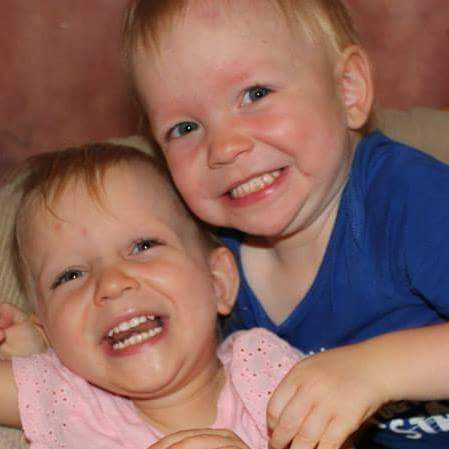 teamawes's tweet photo. @allaboutwins @mdonati @twinderella_ @KathyRadigan @sign4baby I just love these 2 to death http://t.co/Bds1us6957