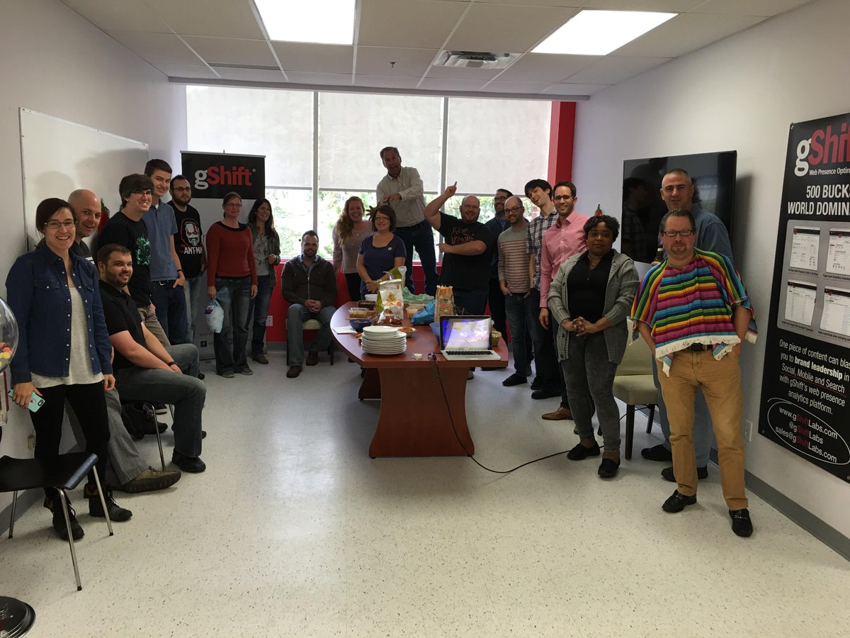 ganlron's tweet photo. Salsa time at #gshift http://t.co/1sG0pRFY5O