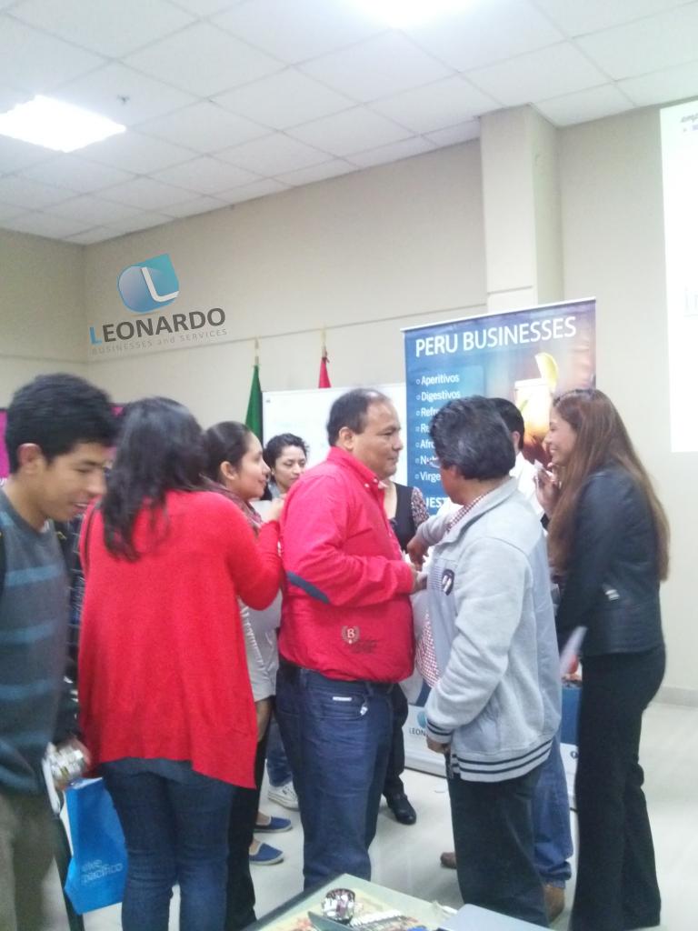 Businessesperu's tweet photo. Sorpresa para muchos, acierto para pocos? BUSINESSES PERU haciendo gala del nuevo K'AXA http://t.co/A6oPUBWwmm