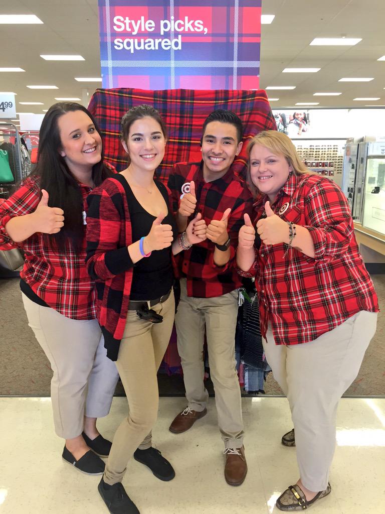 Do You Plaid? Cause #T2347 Is On Plaidurday 🎯😍 #NationalPalidDay #TargetDoesItBest 🏁
