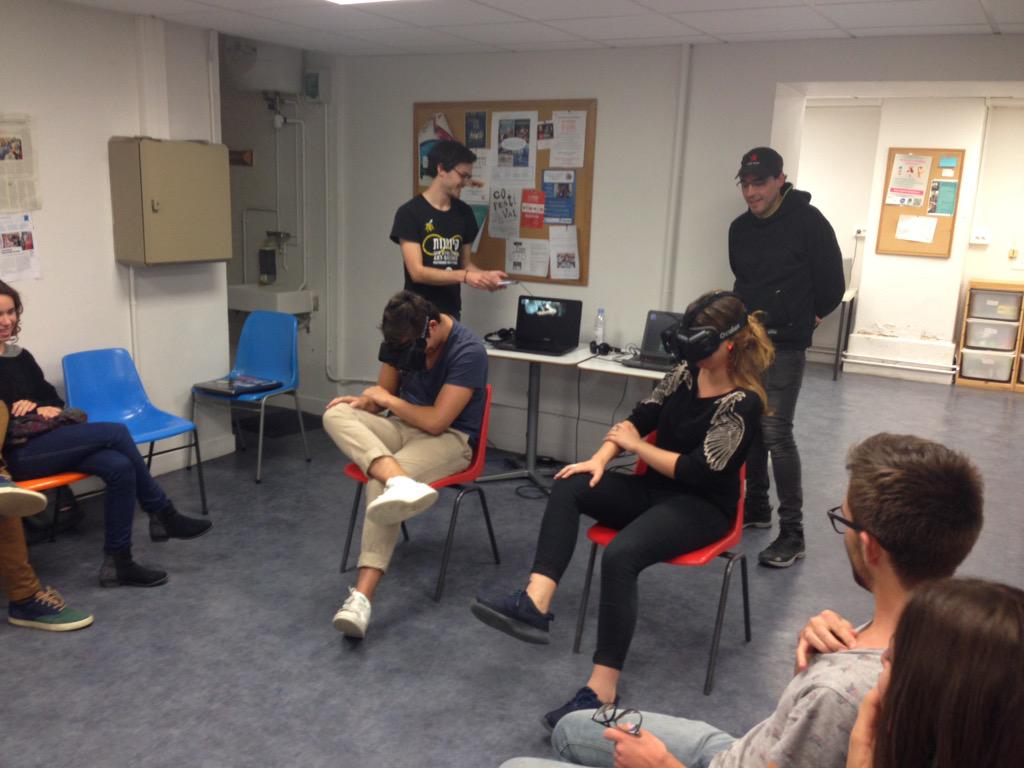 tkoscielniak's tweet photo. Dans la peau d'un autre. Installation pour la #NuitBlanche de l'empathie @criparis http://t.co/3WSjRxOgcK http://t.co/0cQr95EpQV