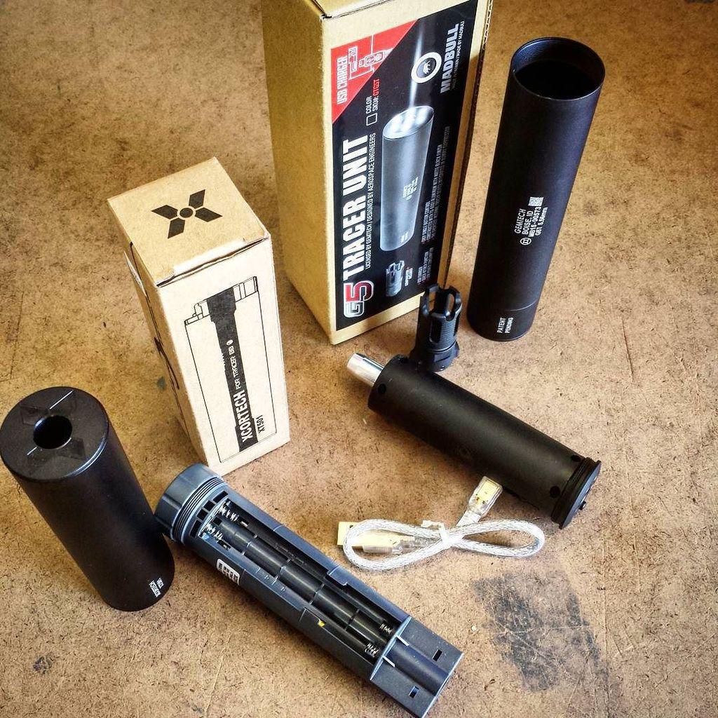 jag_precision's tweet image. Both tracers work great but have different power sources. Which do you like more?
#xcortech #madbullairsoft 
#airso…