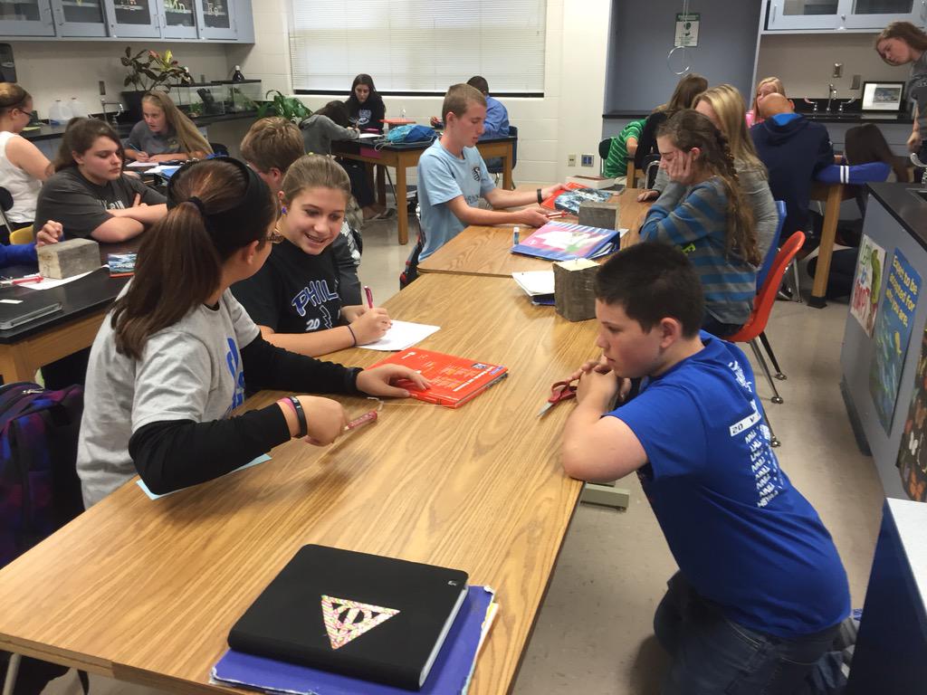 MrTomGoZeps's tweet image. Calculating sliding, rolling and static friction! #physicalscience #pjhscience #forceandmotion