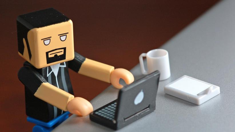 Who Needs an Office? How to Go 100 Percent Remote. qs.tc/1iDQEY3