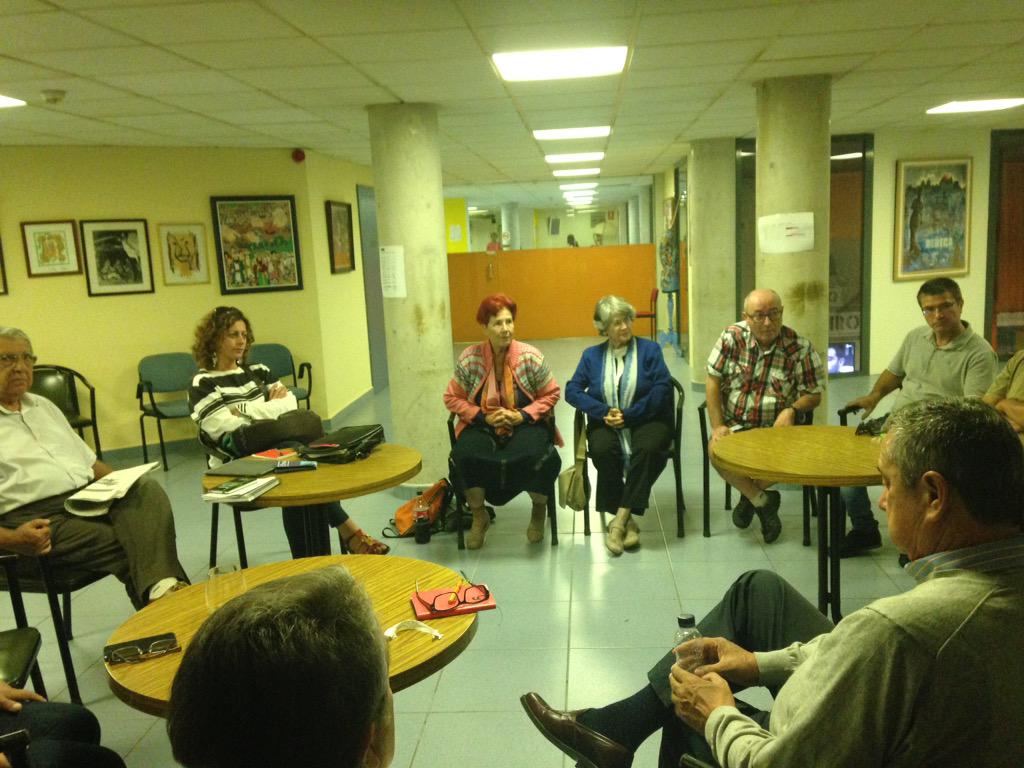 emas225's tweet photo. Assemblea Mes-Moviment d'Esquerres Penedès-Garraf a Sitges analitzant els resultats! Demà Consell a Sants. @magdacas http://t.co/AbAV3vCp02