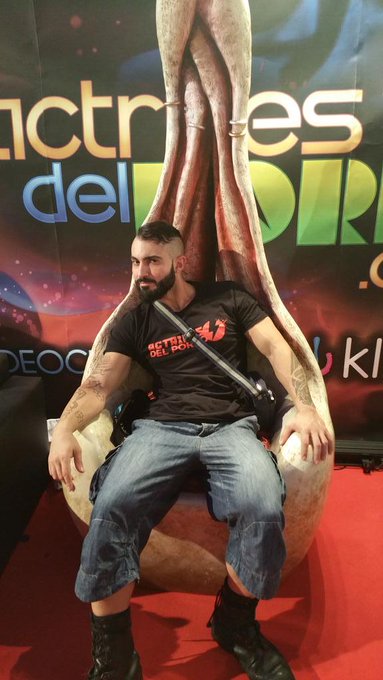 Pero que co&ntilde;o es esto @SALONEROTICOBCN @actricesdelporn http://t.co/fsuWJd3rPN<a class="tags" target="_blank" title="On Twitter" href="/?out=eyJ0eXAiOiJKV1QiLCJhbGciOiJIUzUxMiJ9.eyJpYXQiOjE3MjE2NzU1NzIsImlzcyI6InR3cG9ybnN0YXJzLmNvbSIsIm5iZiI6MTcyMTY3NTU3MiwiZXhwIjoxNzUzMjExNTcyLCJyZWRpcmVjdF91cmwiOiJodHRwczovL3R3aXR0ZXIuY29tL1NBTE9ORVJPVElDT0JDTiJ9.VcFy18m9pL_k-0xuiP_c7UIKb5_DmIq1ExeKdhz1z9alBuuW7eERDyRTm2hqYG8K6nUZobOqlrPGQHAeBkJQow">@SALONEROTICOBCN</a><a class="tags" target="_blank" title="On Twitter" href="/?out=eyJ0eXAiOiJKV1QiLCJhbGciOiJIUzUxMiJ9.eyJpYXQiOjE3MjE2NzU1NzIsImlzcyI6InR3cG9ybnN0YXJzLmNvbSIsIm5iZiI6MTcyMTY3NTU3MiwiZXhwIjoxNzUzMjExNTcyLCJyZWRpcmVjdF91cmwiOiJodHRwczovL3R3aXR0ZXIuY29tL2FjdHJpY2VzZGVscG9ybiJ9.qjzJMVciJfaQCwKdtL5pAdglKIzufhqHMu0DCPnJef4kjbunm4t81nzW-mAs_zsEy6FqgK2hXMJSF2E0hdEAPg">@actricesdelporn</a><a href="/tag/summer"class="tags"><span>#summer</span></a><a href="/tag/panther"class="tags"><span>#panther</span></a><a href="/tag/chihuahua"class="tags"><span>#chihuahua</span></a><a href="/tag/canecorso"class="tags"><span>#canecorso</span></a><a href="/tag/pantera"class="tags"><span>#pantera</span></a>