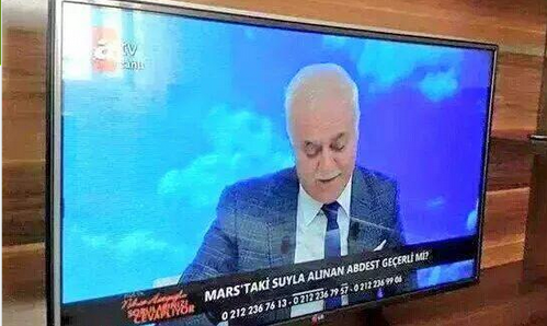 bilio_muydunuz's tweet photo. Mars'ta bulunan suya bakış açımız http://t.co/yVnQChcqDC