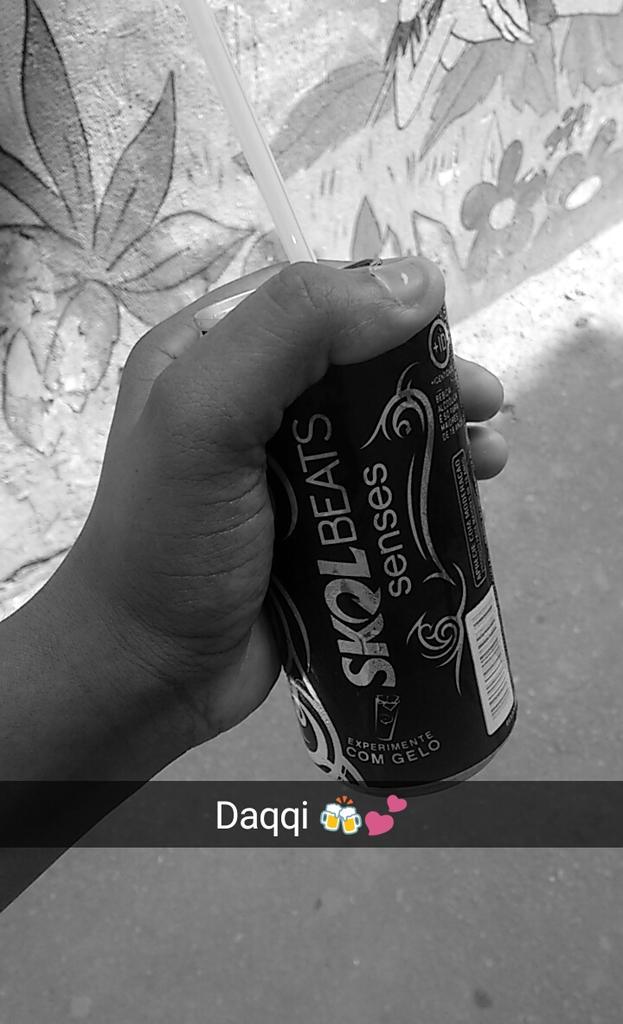 VacainaLay's tweet photo. Daqqi 🍻 http://t.co/U1DzKskNx0