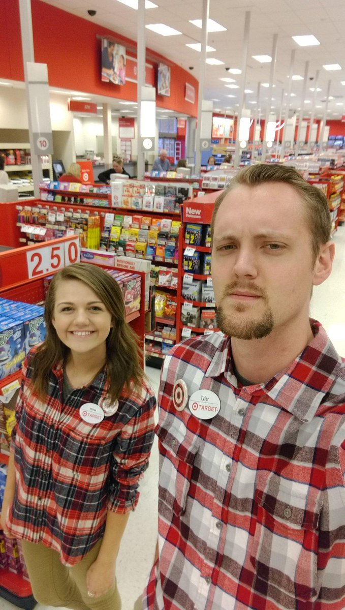 TylerWies's tweet photo. That feel when you accidentally wear plaid on #Plaidurday #Twinning @KiddEloise @AnneMKGuthrie @Howard_JoshT http://t.co/lTz8jeQ1si