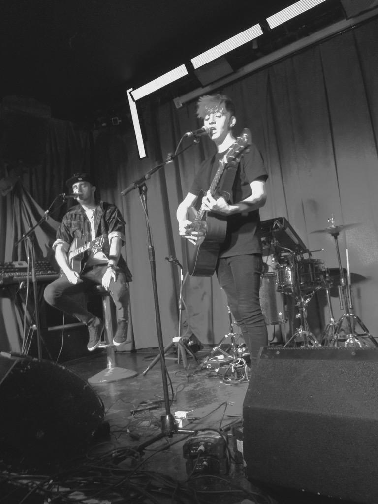 Soundcheck done.. <a href="/AcousticEast/">all_machines</a> <a href="/HoxtonHQ/">Hoxton Heroes HQ</a> 💙💯