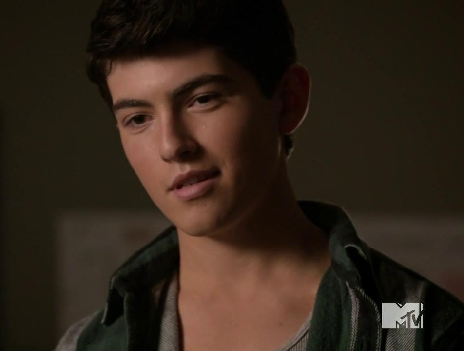 TWolf_MTV's tweet photo. RT for #YoungDerek
Fav for #BrettTalbot http://t.co/CUPhN0iNg2