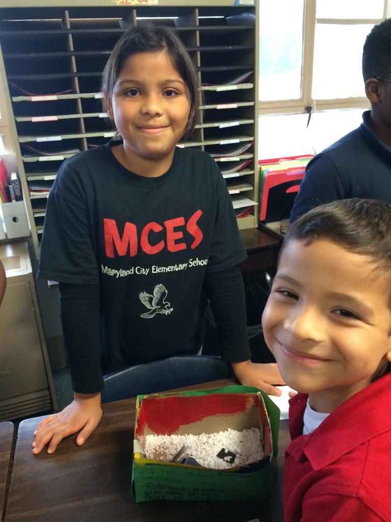 mslippy3's tweet photo. @MDCityAACPS 5th grade rocked their Memorial Projects!!! #AACPSawesome http://t.co/rNFfKI1da8