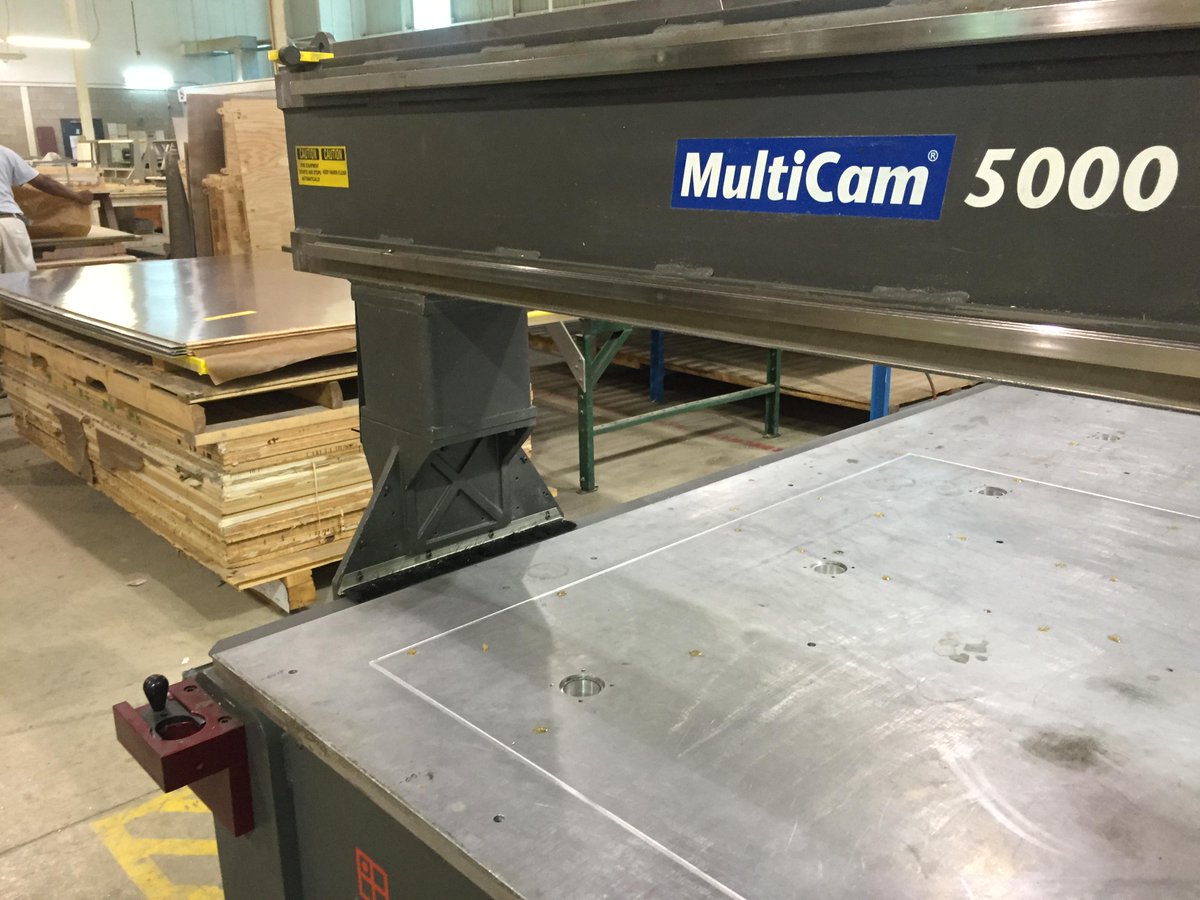 MultiCamQuebec's tweet image. Une quatrième fraiseuse Série 5000 chez Frank Ralph's à Baie D'Urfé.
MultiCam un jour, MultiCam toujours!