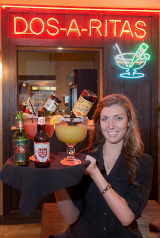 DestinationsSA's tweet photo. Enjoy a delicious #DosARita at @QuarryHofbrau #SanAntonio http://t.co/Lv3uGpiRZv
