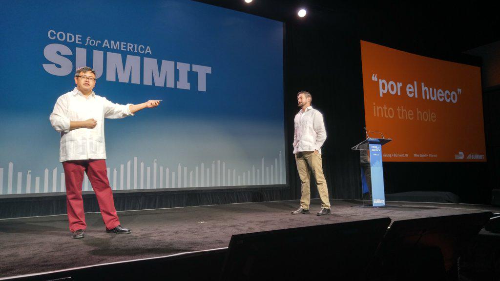 0xStoek's tweet image. Honorary Cuban @ErnieAtLYD has perfected gesticulation. #cfasummit #codeForMiami