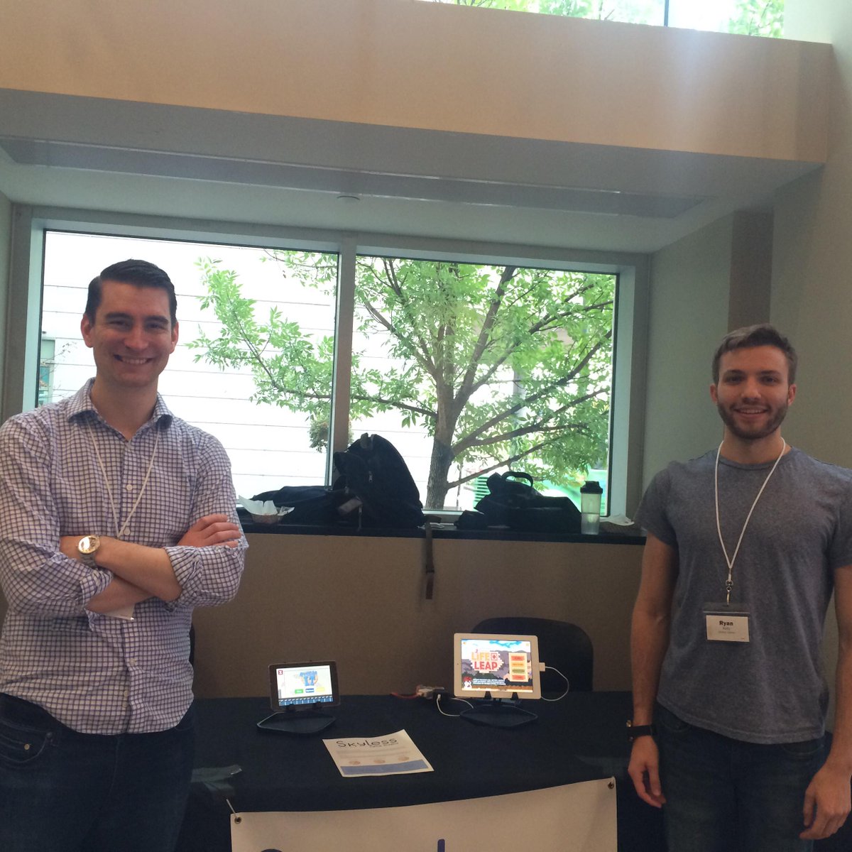 SkylessGames's tweet photo. Demoing LifeLeap and AssembleIt at #letsplaypa - we’ve gotten a great response so far! http://t.co/wbwhMfvSUL