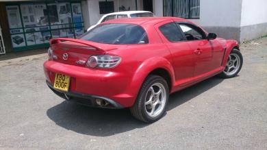 jonizwheelz1's tweet photo. Mazda rx-8
Asking 585k
Contact: 0715359989
Tradein Ok. Clean Mazda RX8,red sports car, manual transmission, Yom 2003 http://t.co/1CAgcnfGZi