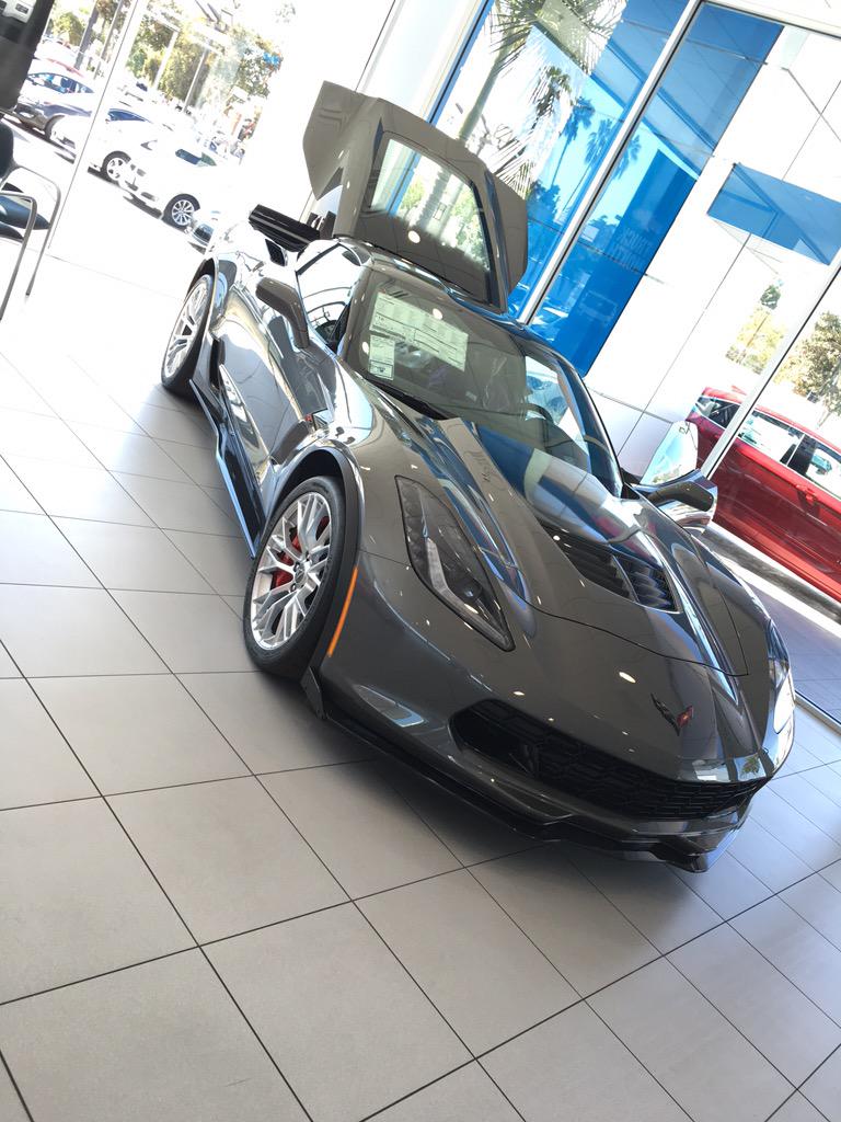 Syndicate's tweet image. 7 Speed Manual or 8 Speed Automatic! 😁 #ObtainBae #ZO6