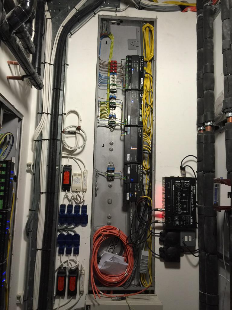 IntelHomeTech's tweet image. Our largest Control4 panelised lighting system over 120 lighting circuits including DMX #control4 #lightingcontrol